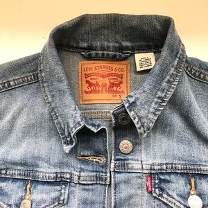 Woman’s Levi’s jean jacket